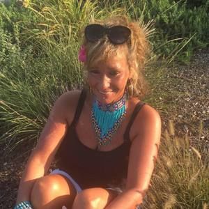 Meet your Posher, Corrina